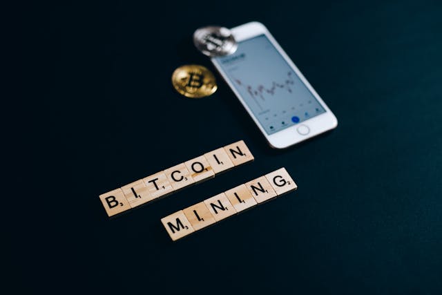 Bitcoin Mining Guide 2025 - technology shout