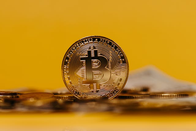 Instant and Free Crypto Transfers Within the Platform - technology shout