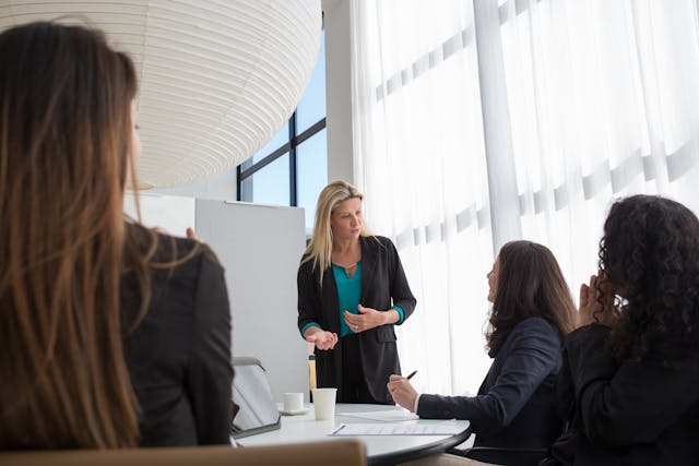 6 Creative Ways to Find and Hire Employees - technology shout