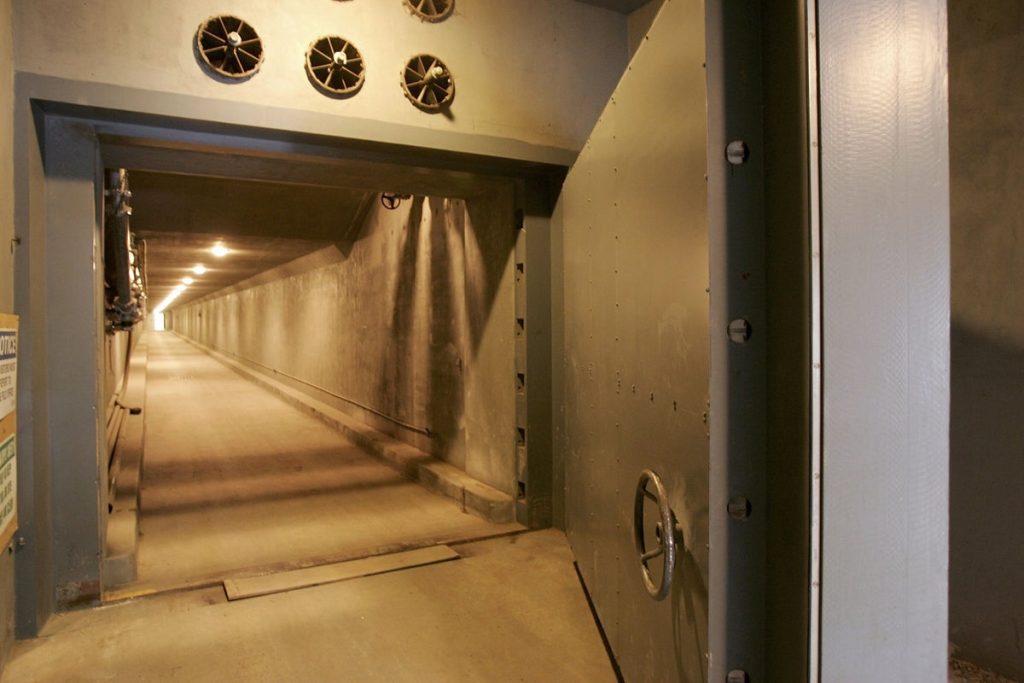 Inside the bunker that was a secret for five decades and designed to hold all of Congress after a nuclear strike – that you can visit today 12 694a133b4e1506d6912defdae30de779