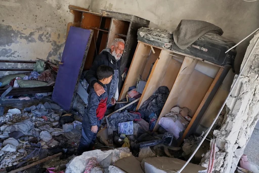 Israeli military raids in Syria raise tensions as they carve out a buffer zone 1 7baa09063099a5444bf855727d24c3a5
