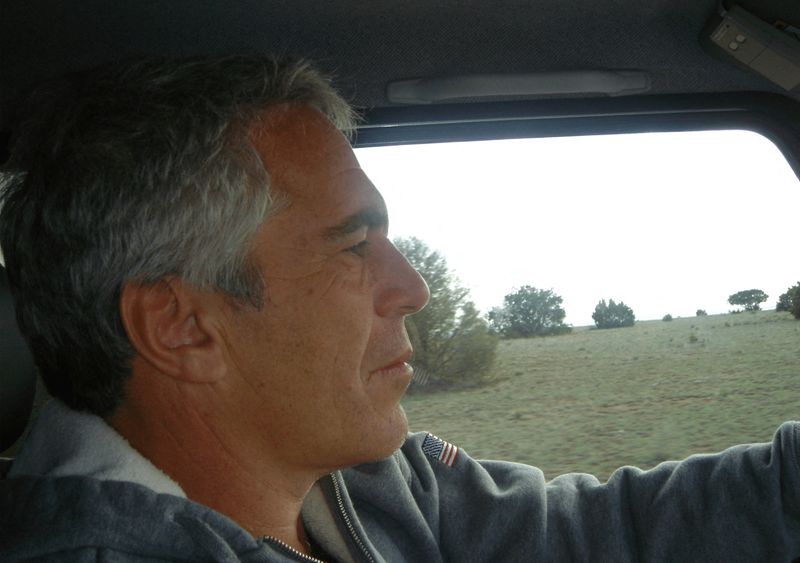 Republican critics fear incomplete disclosure of Epstein files will loom over midterms 1 e0e7d5f1b326f14af8600dbb2481945b