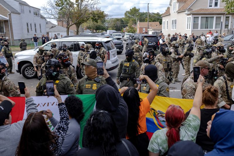How Chicago students are tracking ICE raids 1 e1106442bbec3da618c86a313ec62581