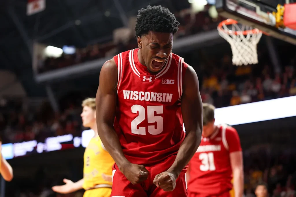 Wisconsin starting guard earns Big Ten Player of the Week nods 1 582e09891cb18300ff70f4efc8fc4358