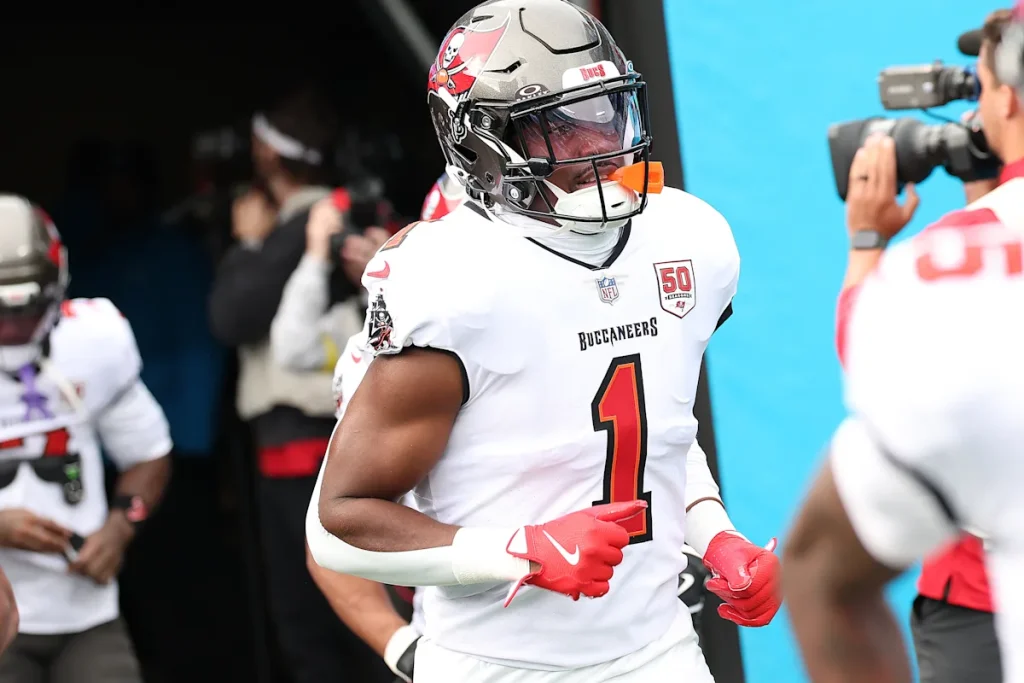 Buccaneers RB says team needs to 'look in the mirror' and rally after second-half collapse 1 6ef45940 e751 11f0 be95 8a4185dfd93c