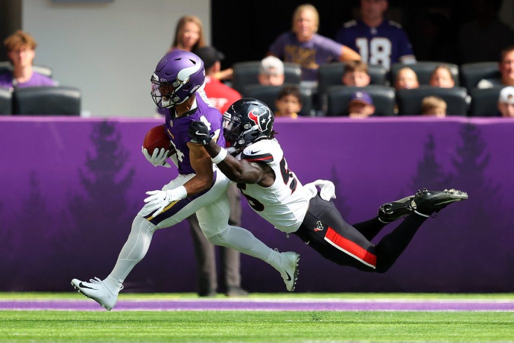 Minnesota Vikings receiver Rondale Moore died from ‘suspected self-inflicted gunshot wound,’ police say 1 9fa1c61988e60d85d9c99226bd0d5da6