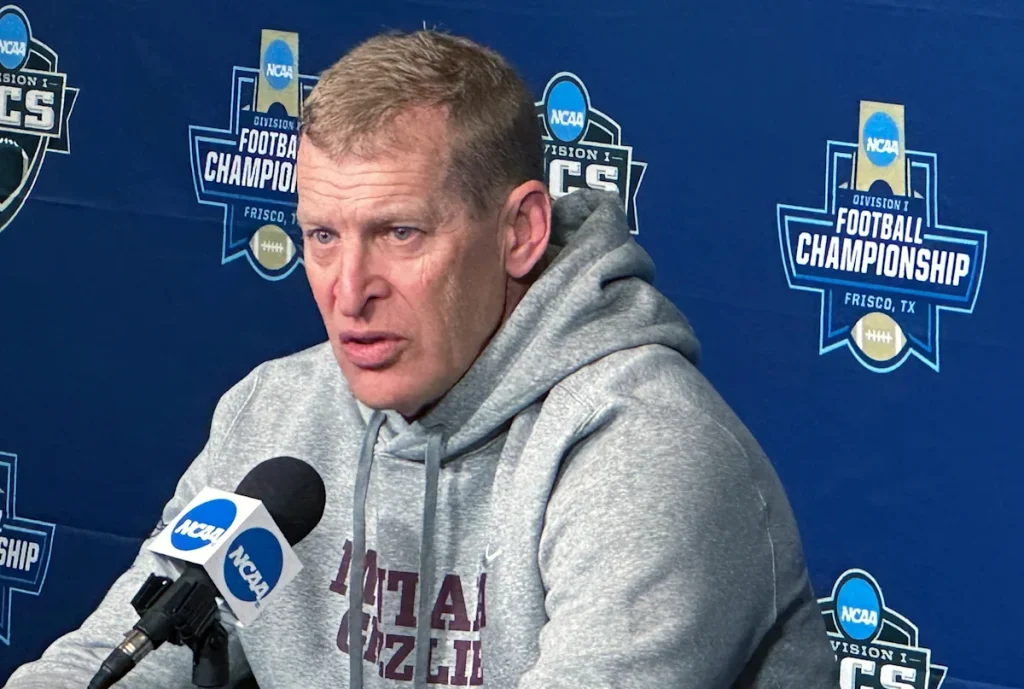 Montana's Hauck says he's retiring because he doesn't like dealing with the changes in college game 1 fdaf5ddc4cb1c19d1968000c7306e0b8