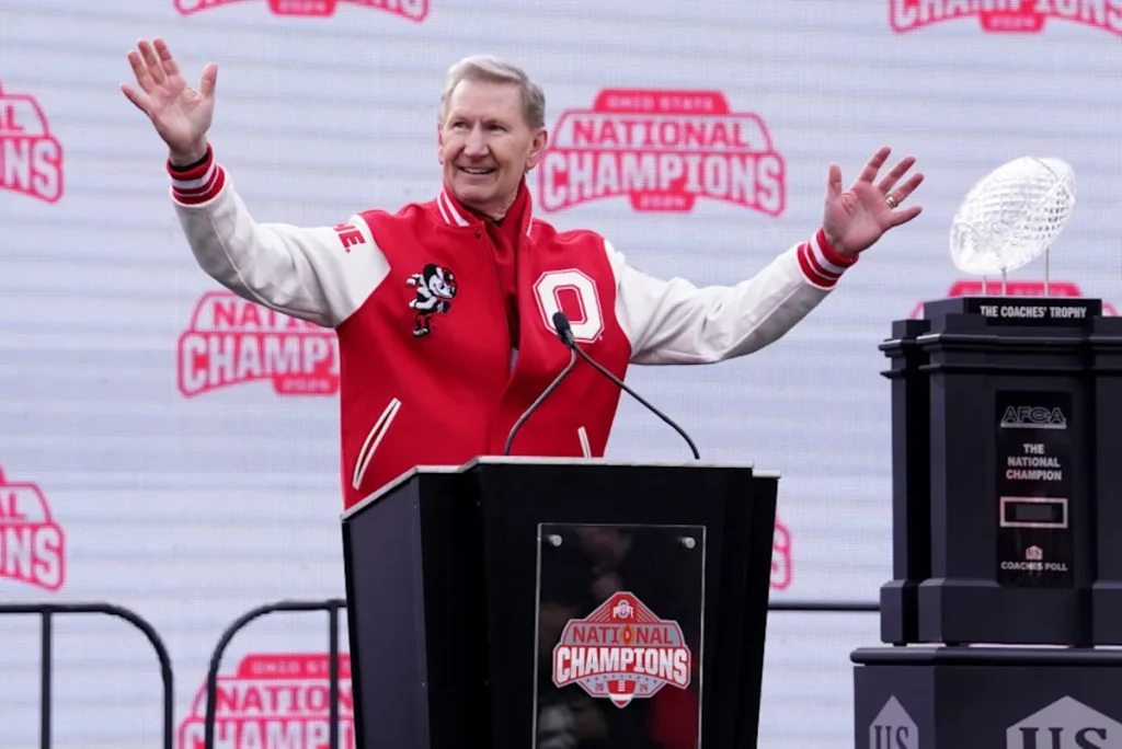 Ohio State President resigns suddenly due to ‘inappropriate relationship’ 1 5d511be92b0d1a25daebbff46e417fa9