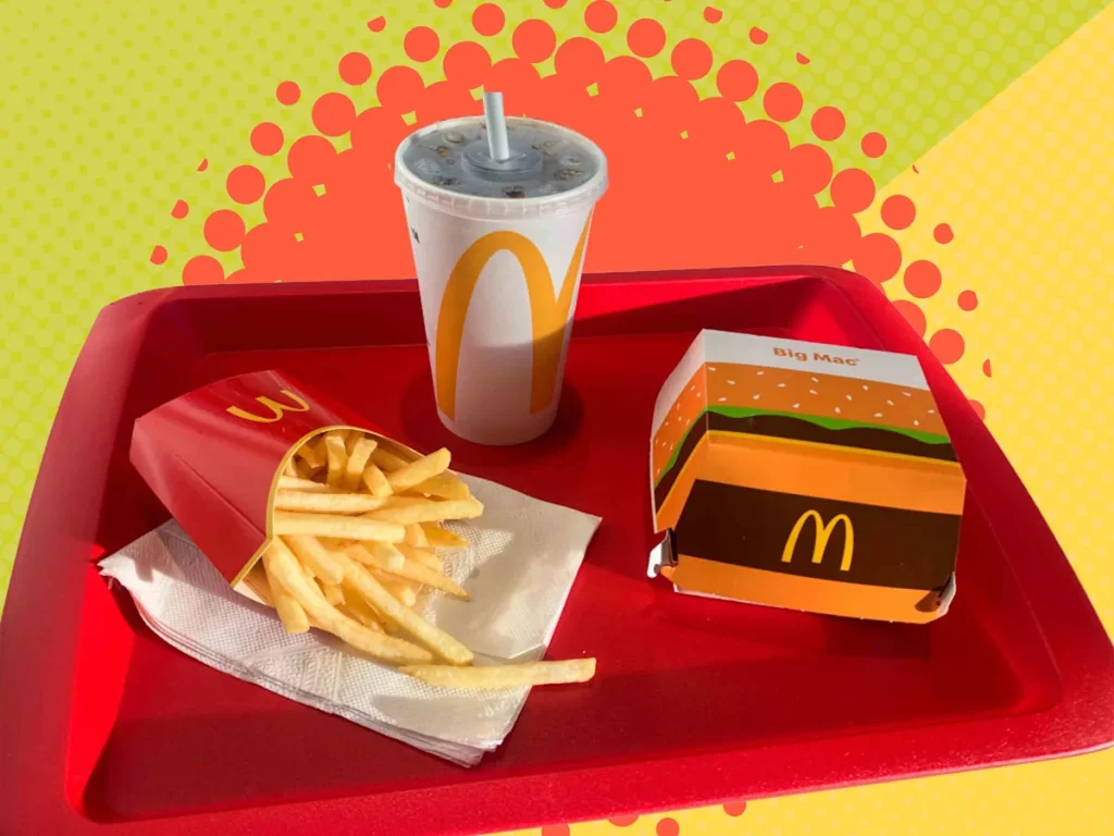 You Should Never Order a Big Mac, According to a Former McDonald's Chef 1 9c5cac5bb3334b68eab5129bbd207d24