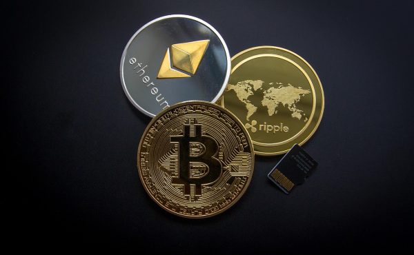 Beyond Bitcoin: Navigating The Emerging Altcoin Frontier